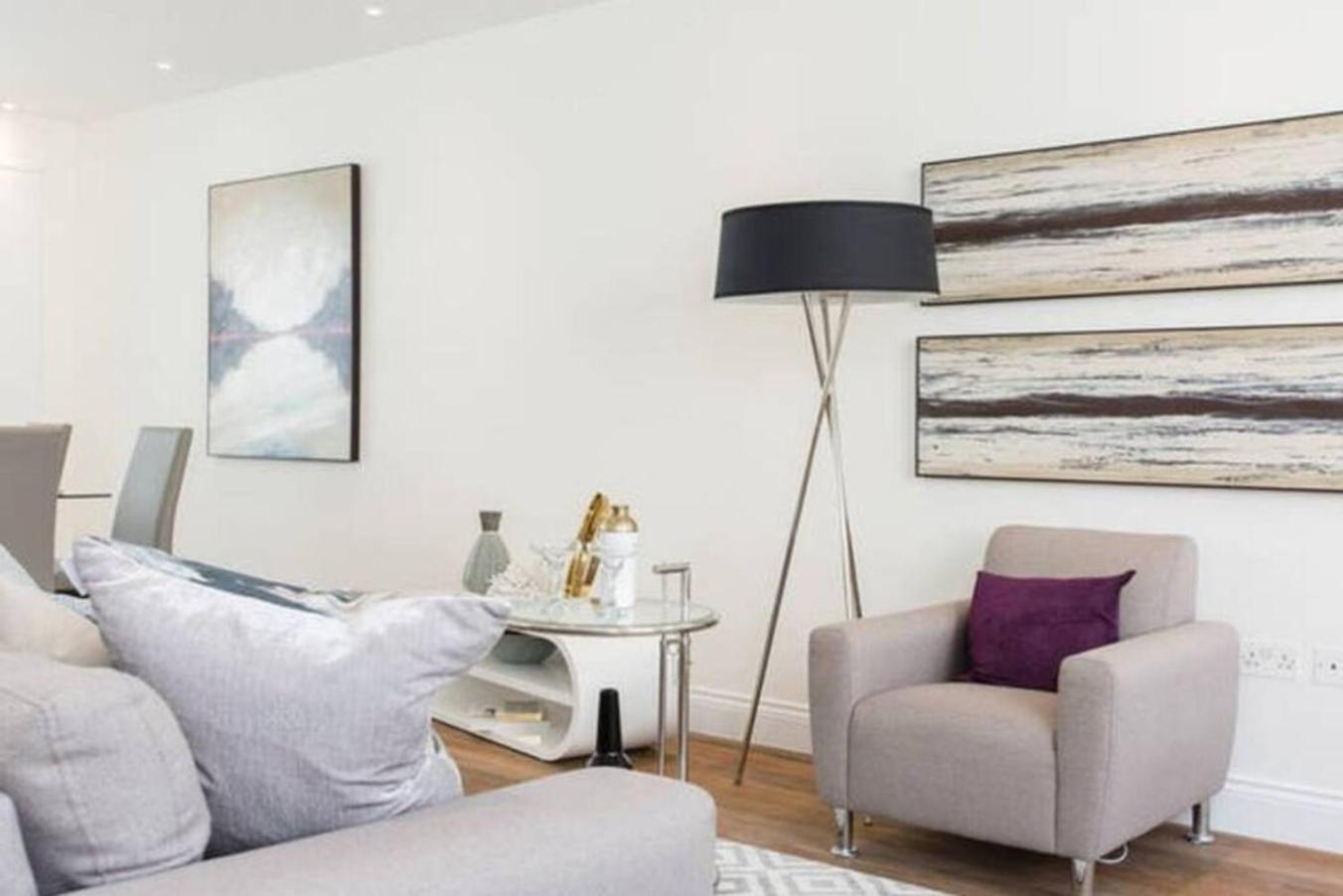 Large Three Bed Duplex Camden Case de vacanță Londra